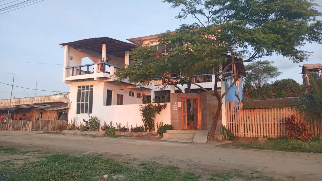 Hospedaje Algarrobo Machalilla Exteriör bild